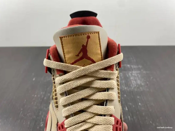 AIR 4 